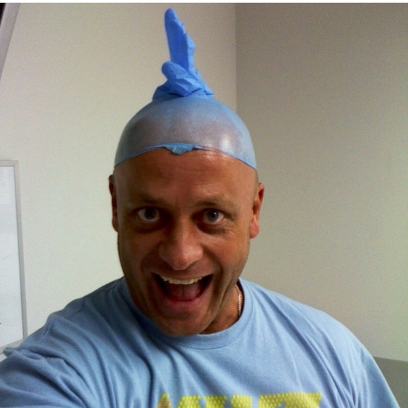 Meet your Posher, James C - Picture 2 of 5